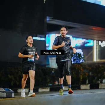 Runner Photo 7777685