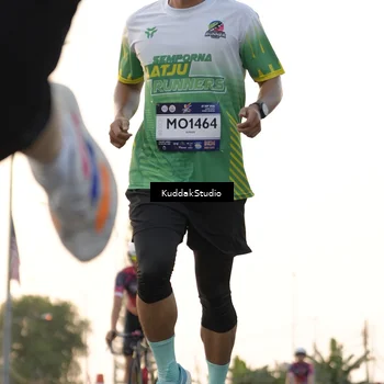 Runner Photo 7777748