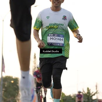 Runner Photo 7777762