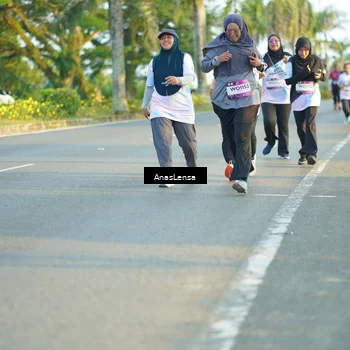Runner Photo 7777765