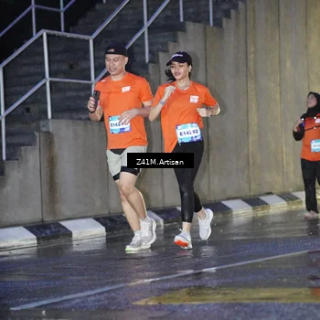 Runner Photo 7777775