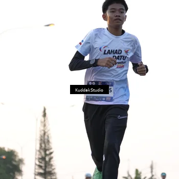 Runner Photo 7777777