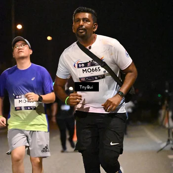 Runner Photo 7777780