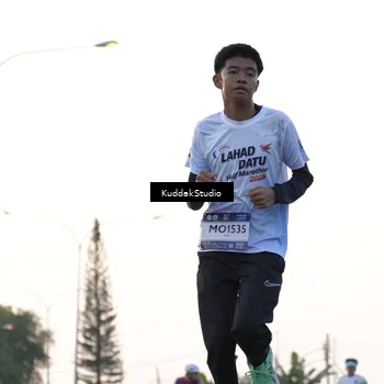 Runner Photo 7777782