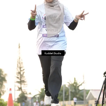 Runner Photo 7777800