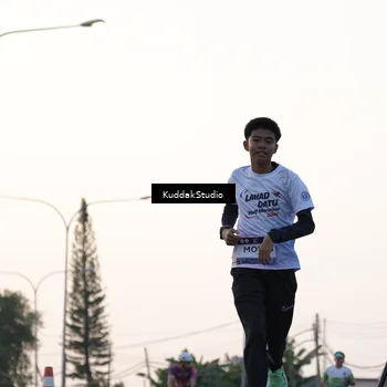 Runner Photo 7777808