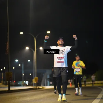 Runner Photo 7777809