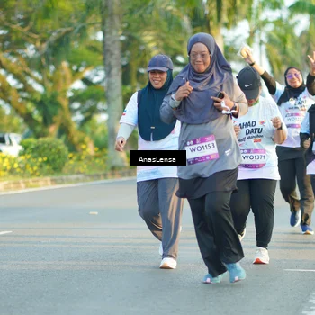 Runner Photo 7777814