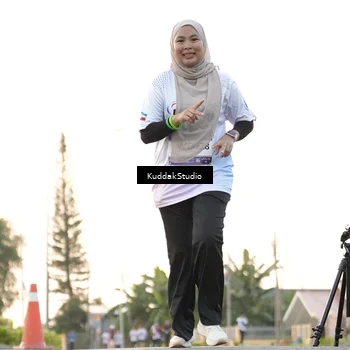Runner Photo 7777824