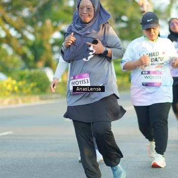 Runner Photo 7777839