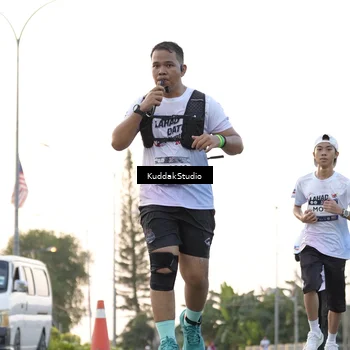 Runner Photo 7777841
