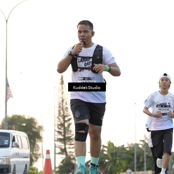 Runner Photo 7777850