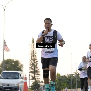 Runner Photo 7777856