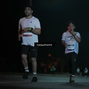 Runner Photo 7777861