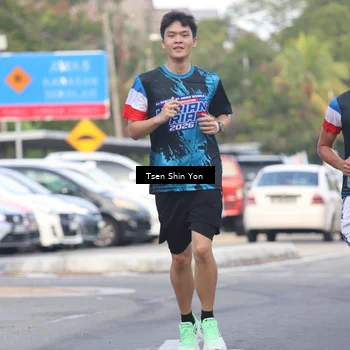 Runner Photo 7777863