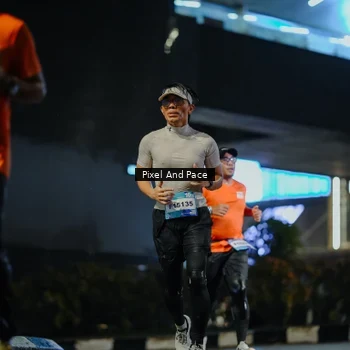 Runner Photo 7777878