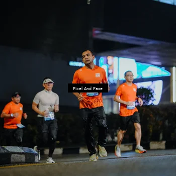 Runner Photo 7777889