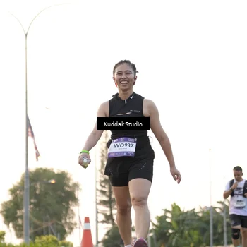Runner Photo 7777903