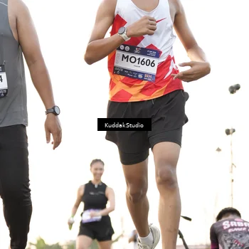 Runner Photo 7777910