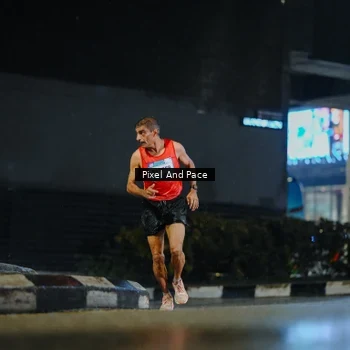 Runner Photo 7777911