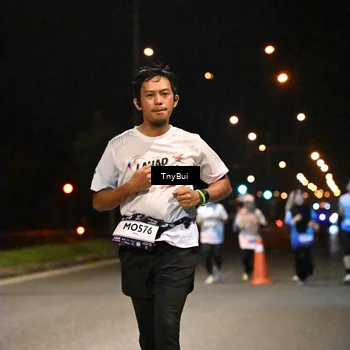 Runner Photo 7777937
