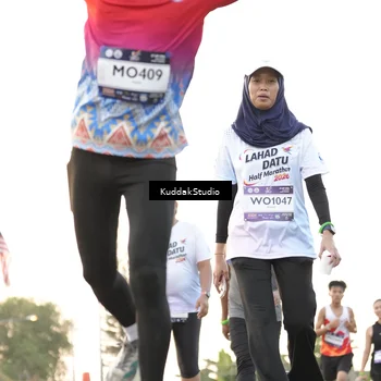 Runner Photo 7777948