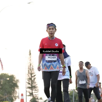 Runner Photo 7777953