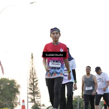 Runner Photo 7777960