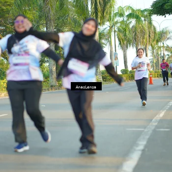 Runner Photo 7777970