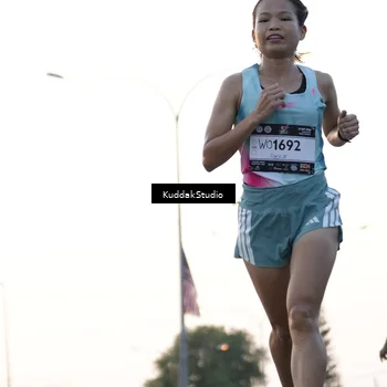 Runner Photo 7777976