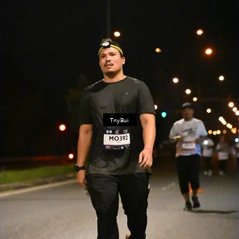 Runner Photo 7777989