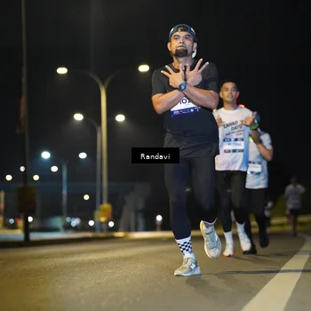 Runner Photo 7778007