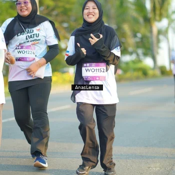 Runner Photo 7778012
