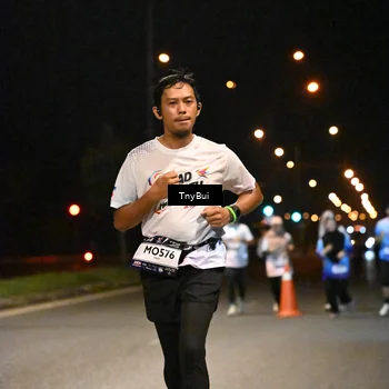 Runner Photo 7778020