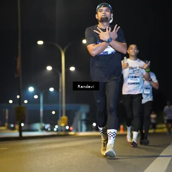 Runner Photo 7778024