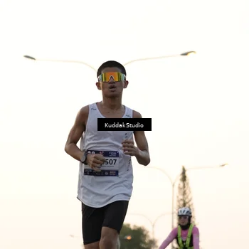 Runner Photo 7778064