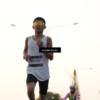 Runner Photo 7778073