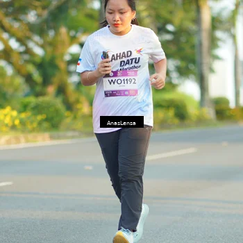 Runner Photo 7778080