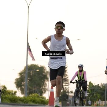 Runner Photo 7778084