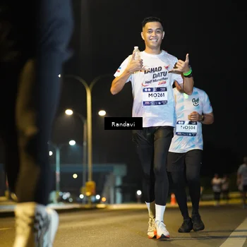 Runner Photo 7778086