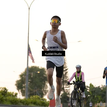 Runner Photo 7778087