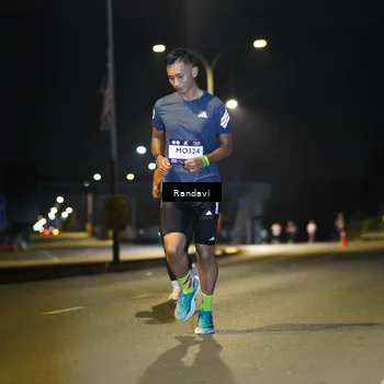 Runner Photo 7778088