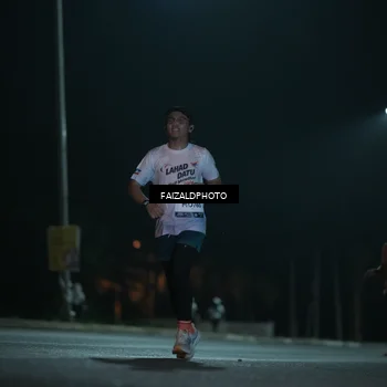 Runner Photo 7778090