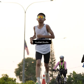 Runner Photo 7778091