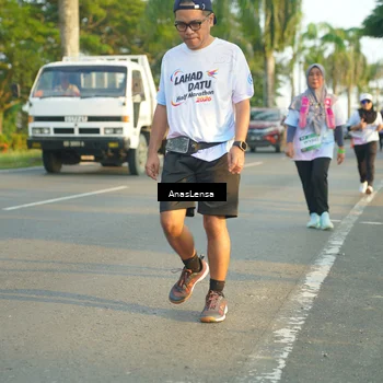 Runner Photo 7778094