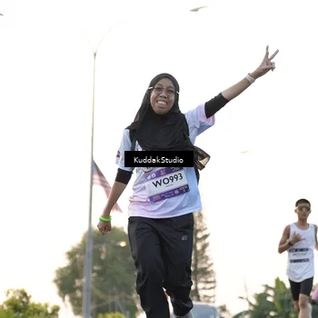 Runner Photo 7778100