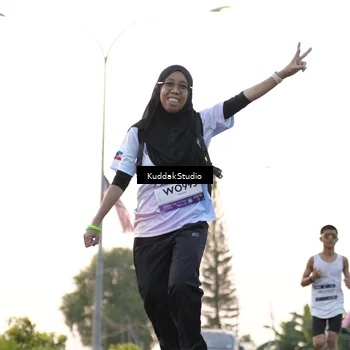 Runner Photo 7778108