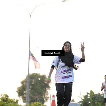Runner Photo 7778113