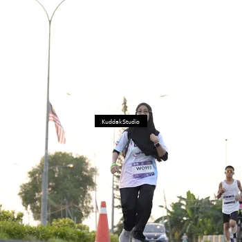 Runner Photo 7778116
