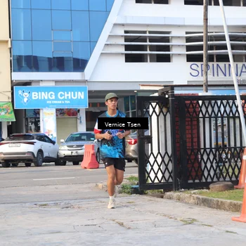 Runner Photo 7778120